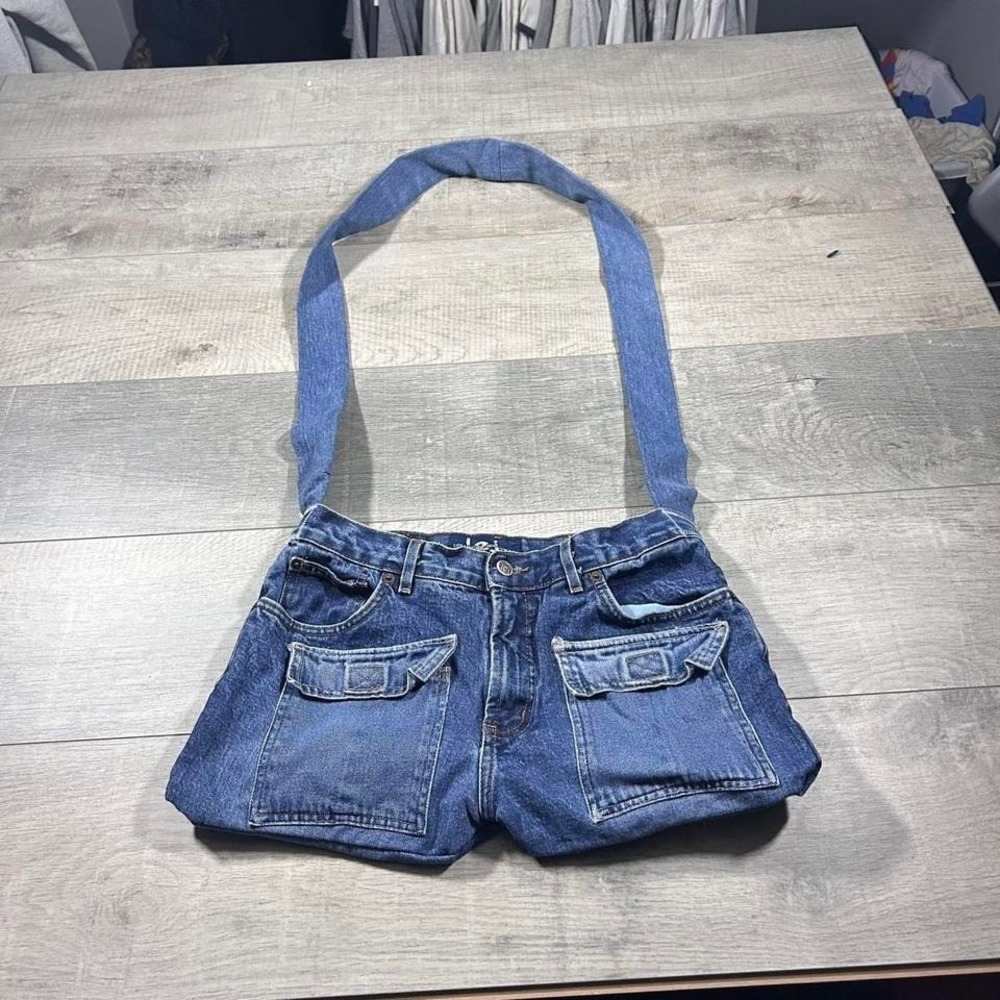 Blue vintage Y2K emo grunge denim shorts over the shoulder LEI bag - Picture 2 of 3